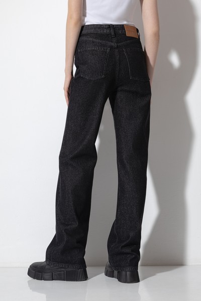 Джинсы Chelsea High Rise VASSA CODE, пол женский, цвет черный, фото №3