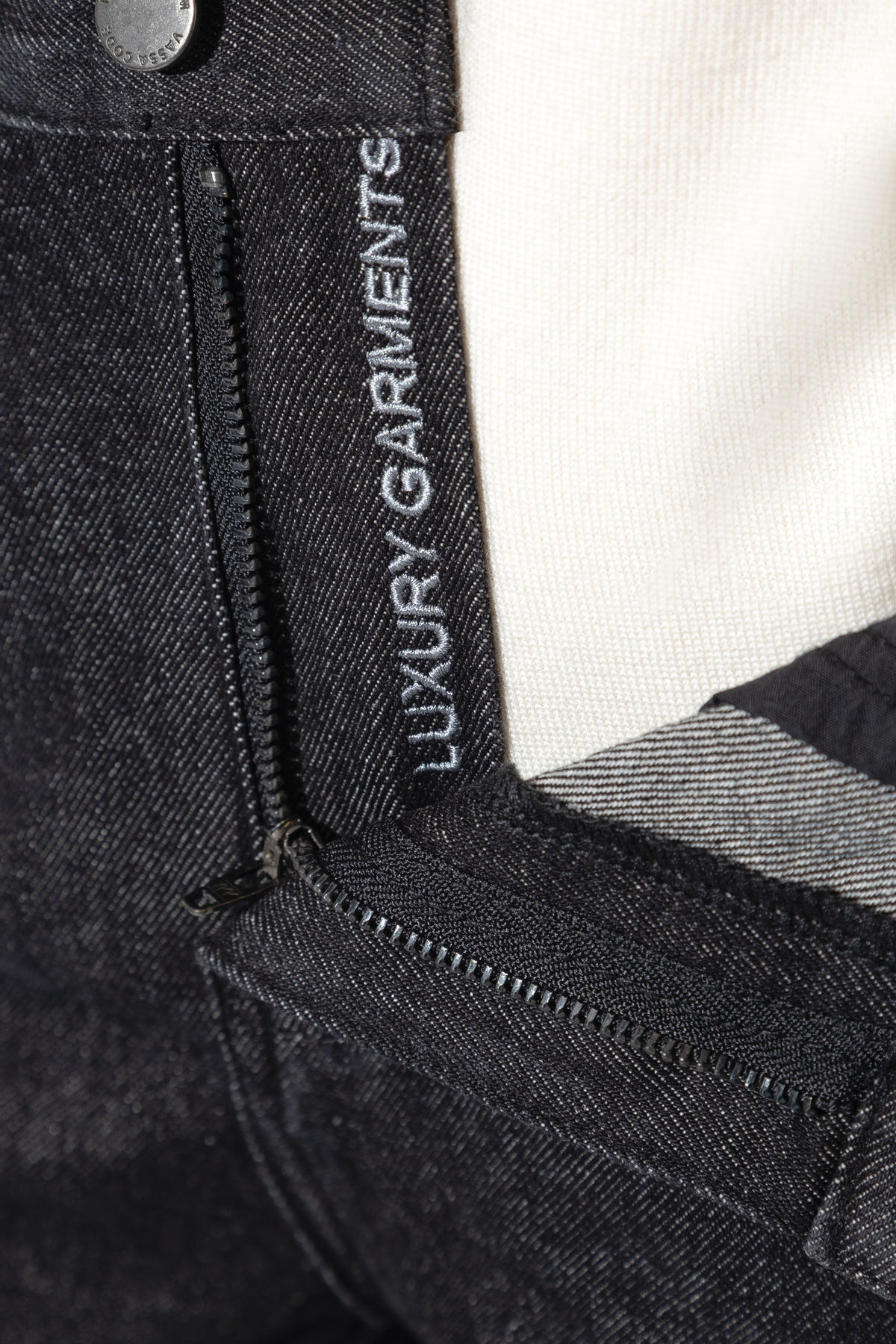 Джинсы Luxembourg Mid Rise VASSA CODE, пол женский, цвет черный, фото №5