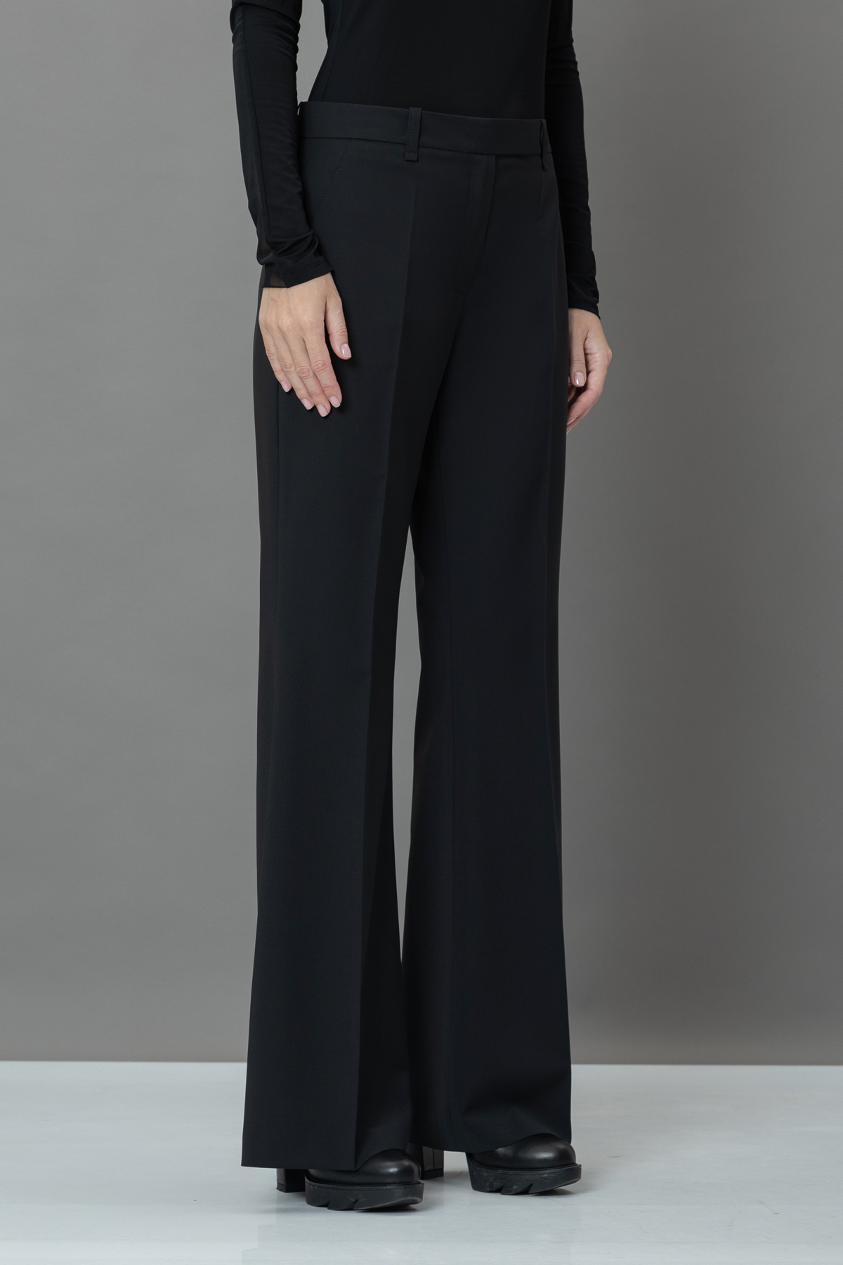 Брюки-клеш VASSA&Co, пол женский, цвет черный, фото №2