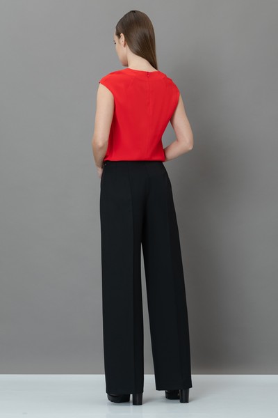 Широкие брюки на низкой посадке VASSA&Co, пол женский, цвет черный, фото №4