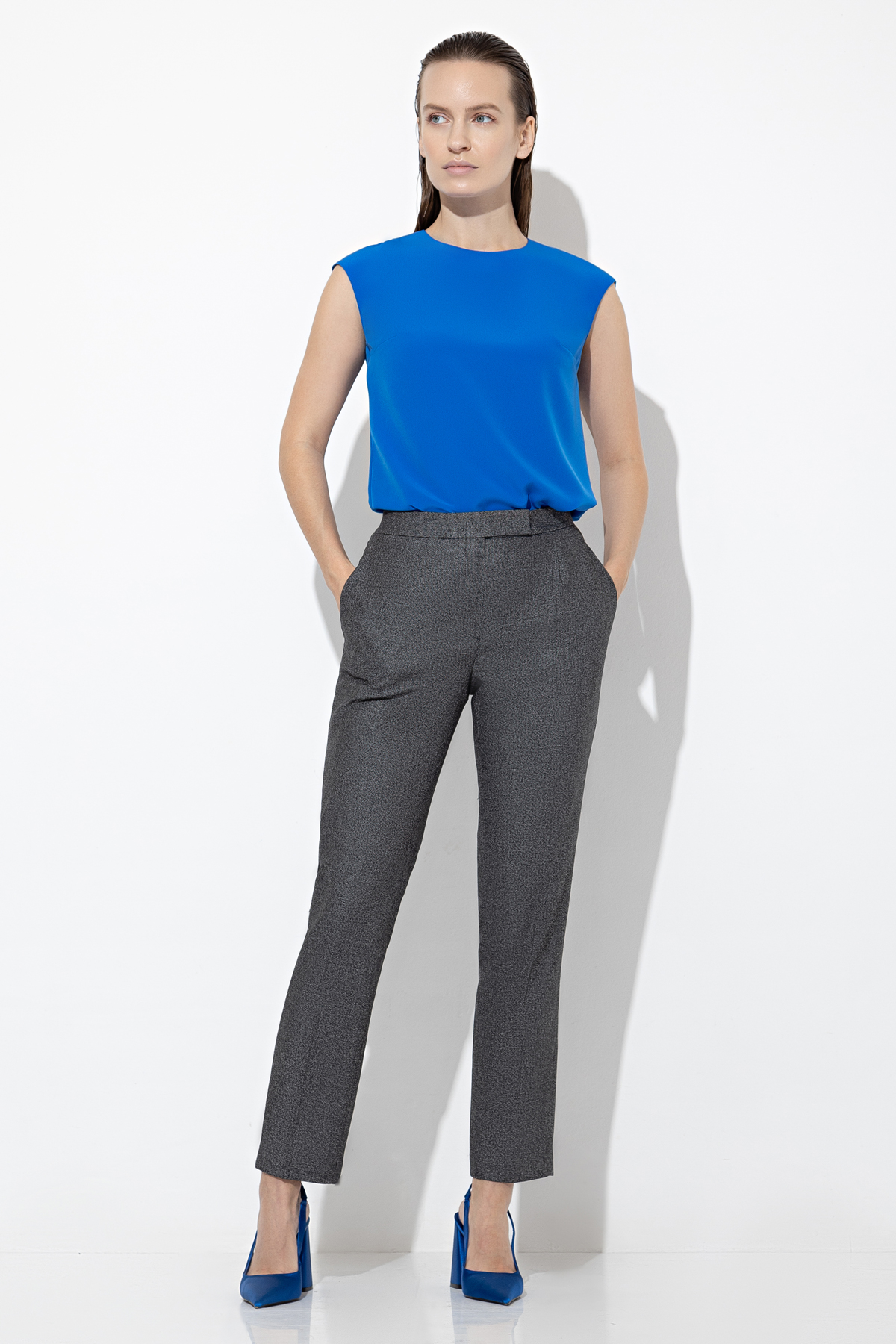 Брюки VASSA&Co, пол женский, цвет серый, фото №3