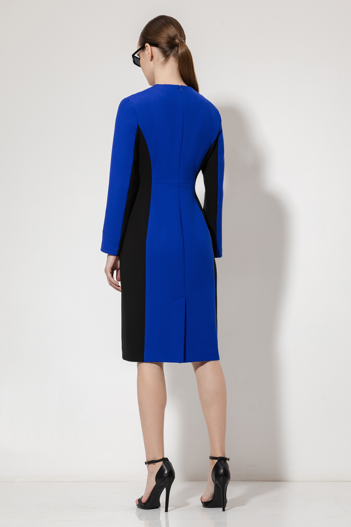 Платье с контрастной отделкой VASSA&Co, пол женский, цвет синий, фото №4