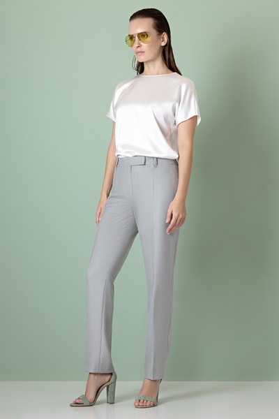 Брюки в мелкую клетку VASSA&Co, пол женский, цвет серый, фото №2