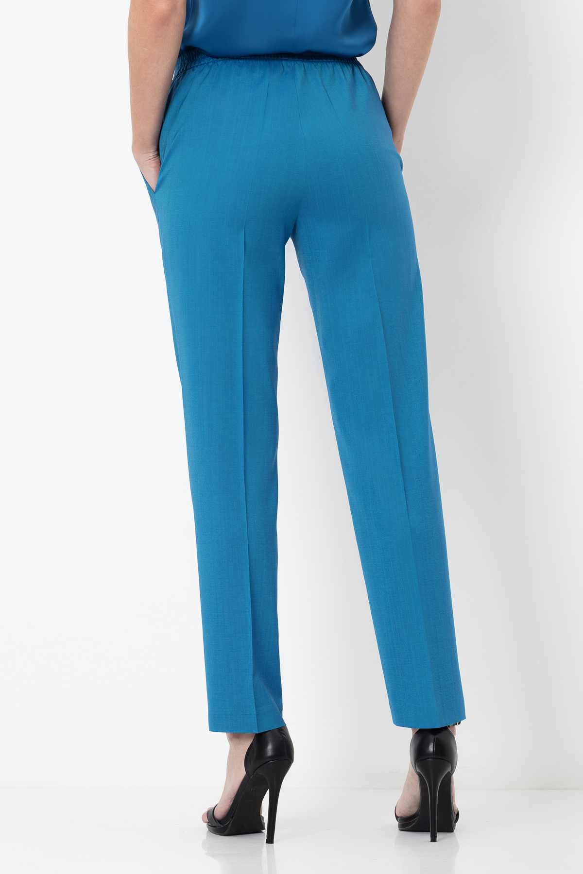 Зауженные брюки из шерсти VASSA&Co, пол женский, цвет голубой, фото №7