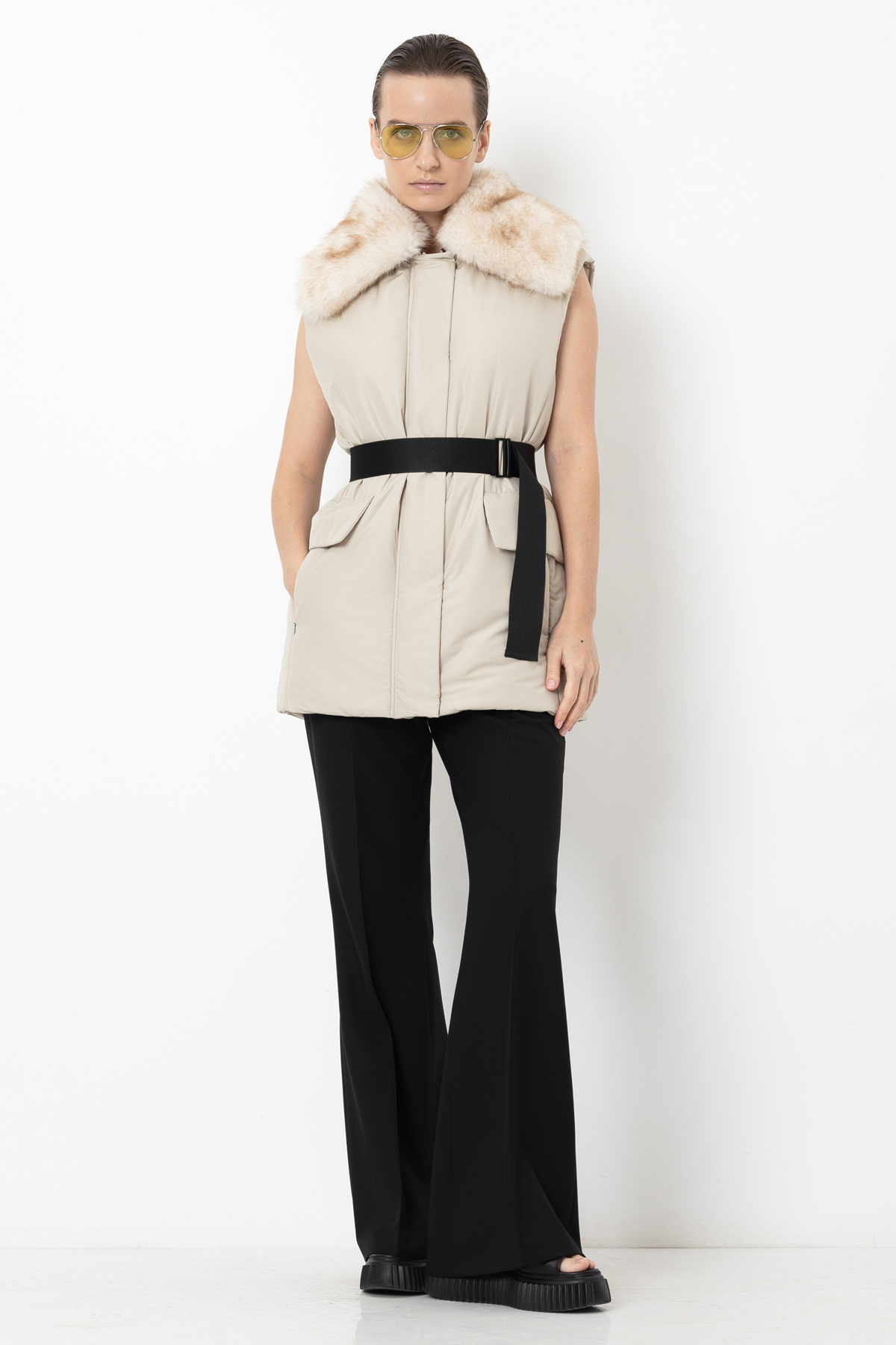 Жилет со съемным воротником VASSA&Co, пол женский, цвет молочный, фото №2