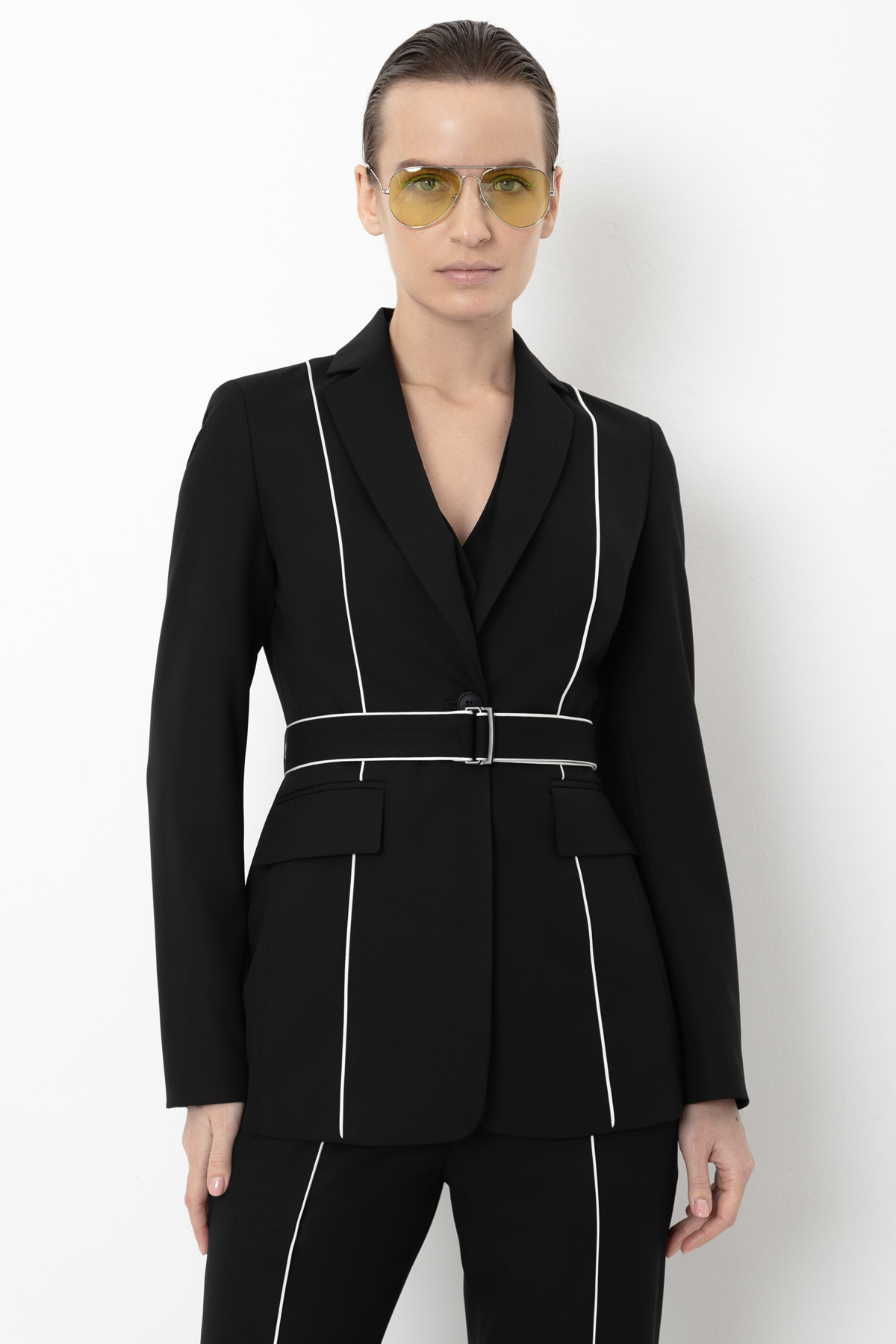 Jacket VASSA&Co, пол female, цвет black, фото №2