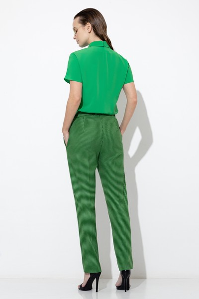 Зауженные брюки со стрелками VASSA&Co, пол женский, цвет зеленый, фото №4