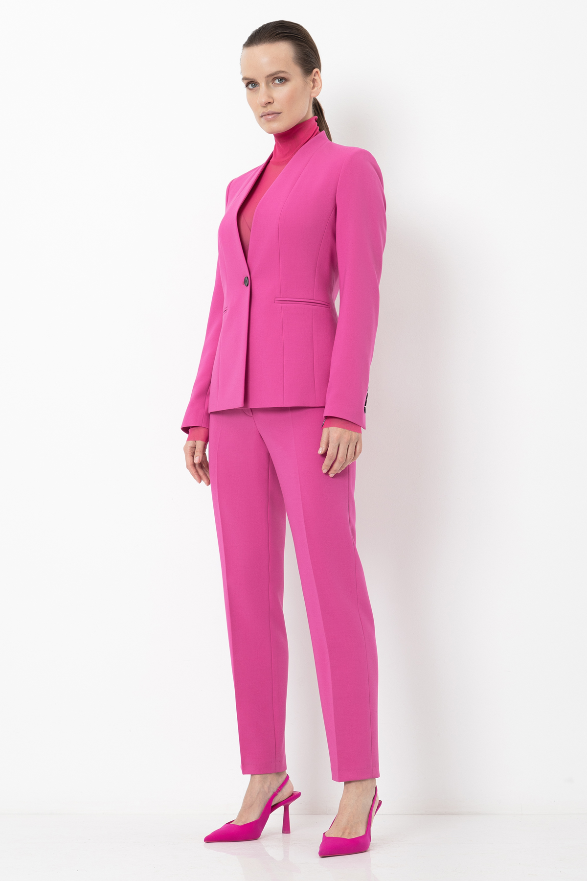 Зауженные брюки VASSA&Co, пол женский, цвет розовый, фото №2