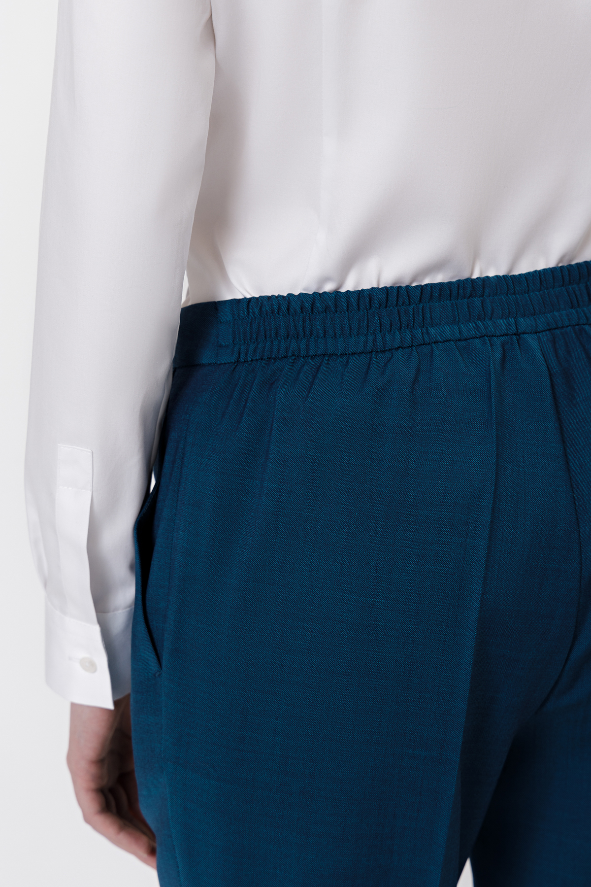 Зауженные брюки VASSA&Co, пол женский, цвет синий, фото №3