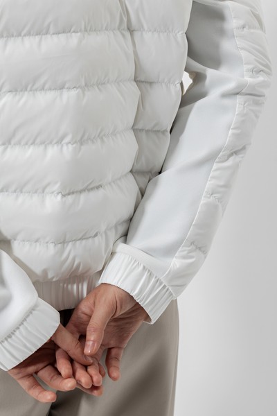 Стеганая куртка VASSA CODE, пол женский, цвет белый, фото №5