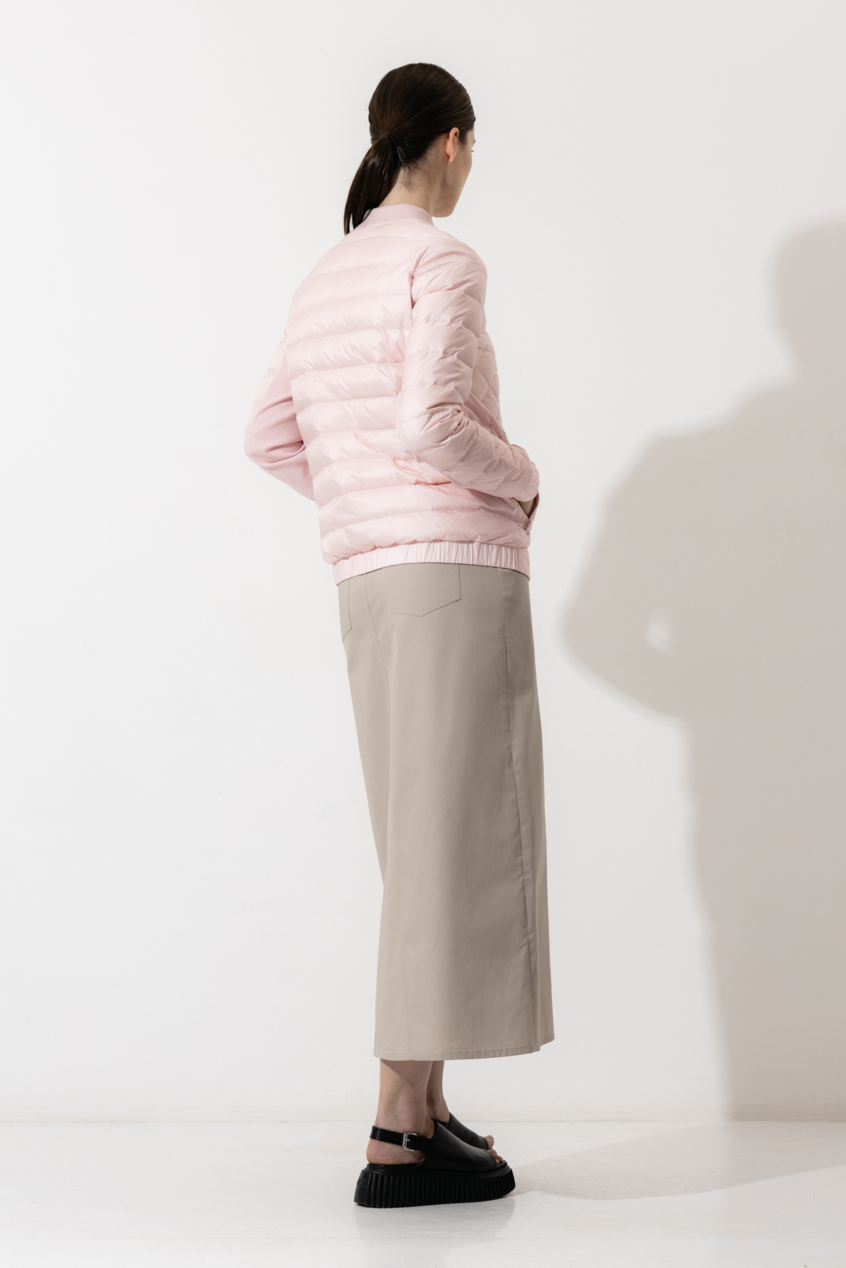 Стеганая куртка VASSA CODE, пол женский, цвет розовый, фото №4