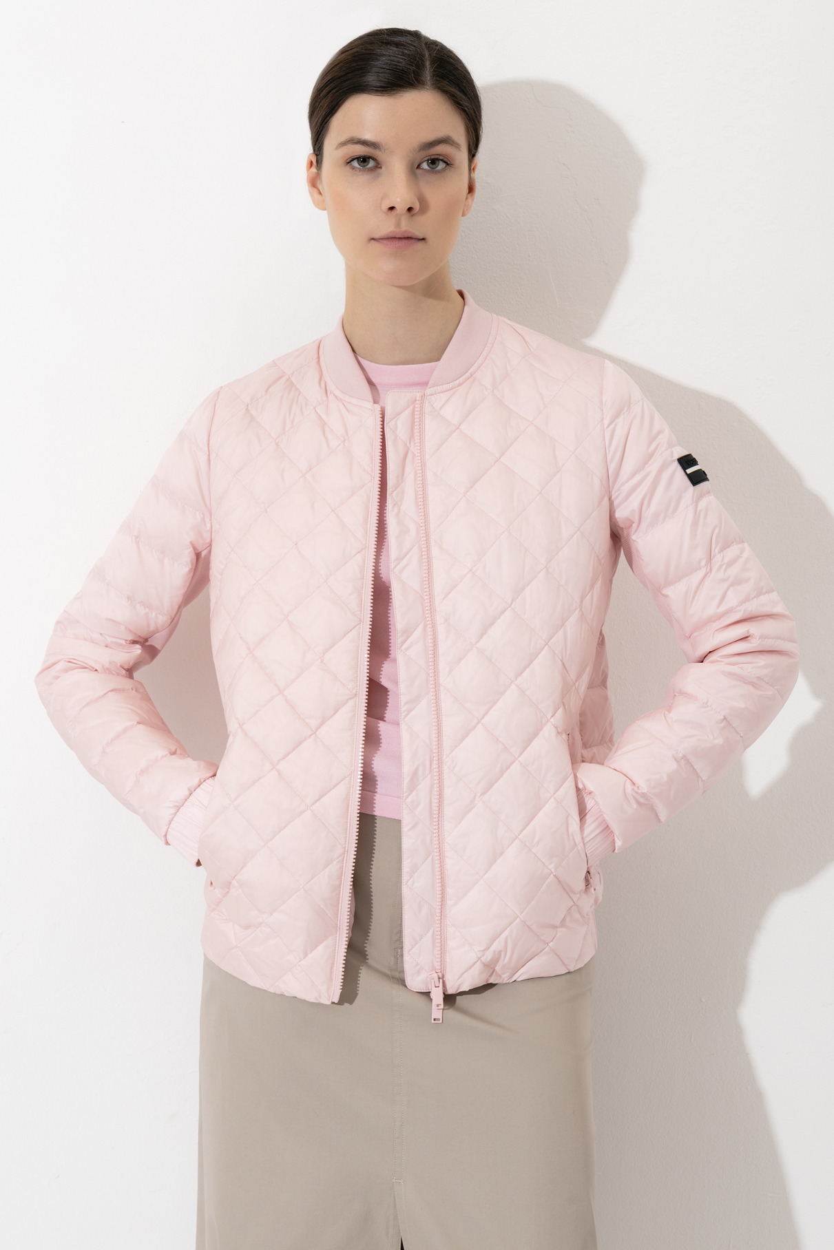 Стеганая куртка VASSA CODE, пол женский, цвет розовый, фото №2