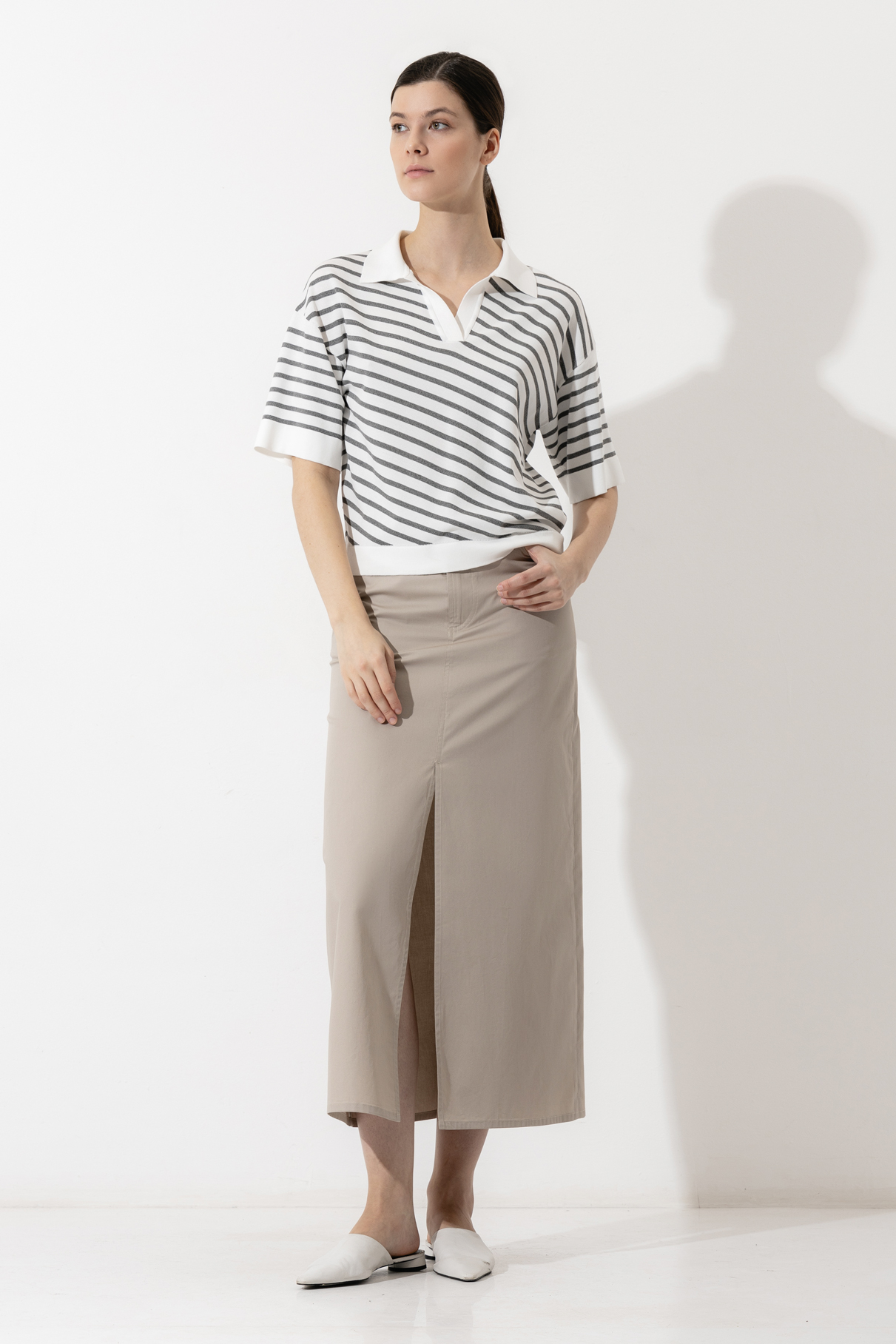 Джемпер в полоску VASSA CODE, пол женский, цвет серый, фото №3