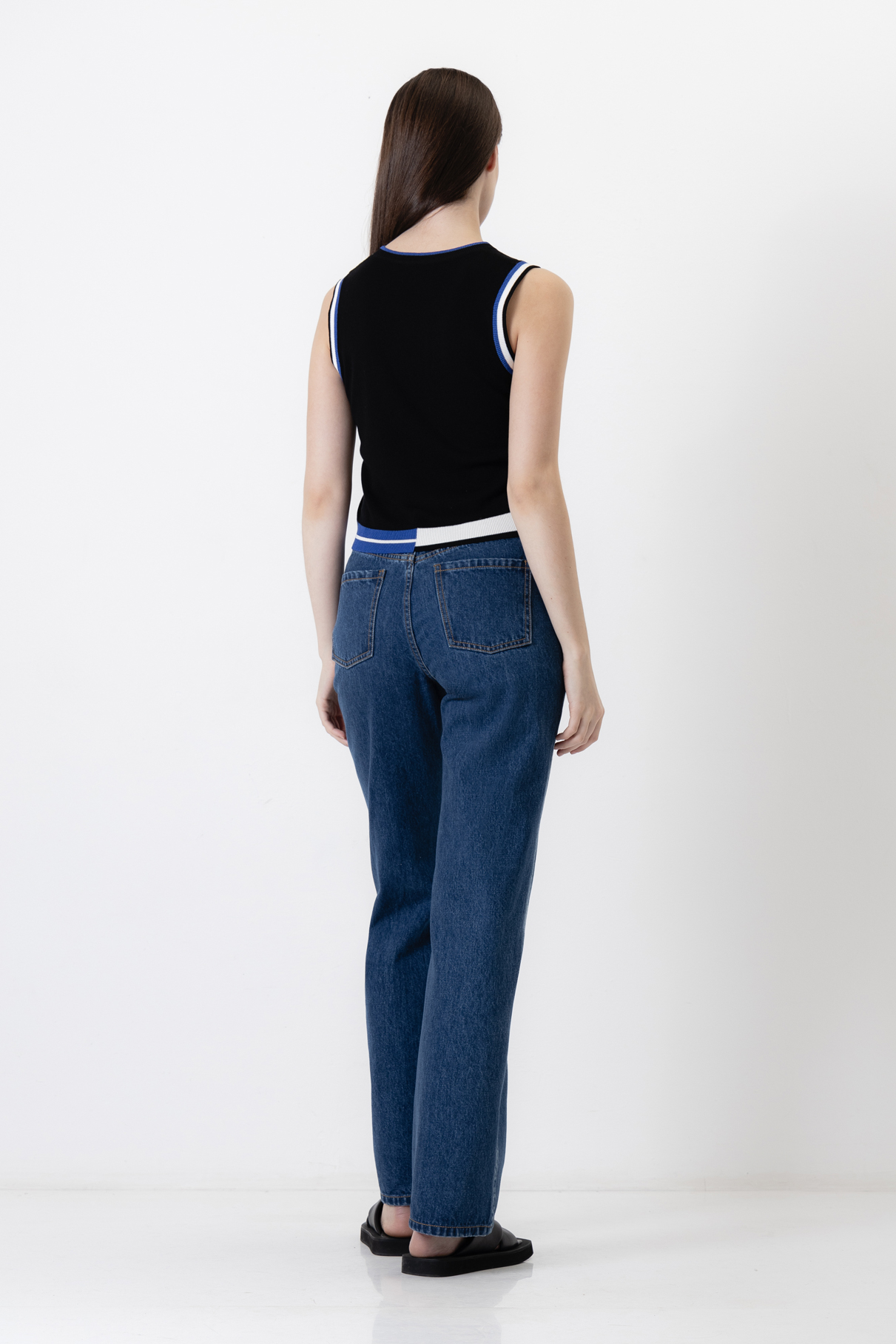 Топ из вискозы и шелка , пол женский, цвет черный, фото №4