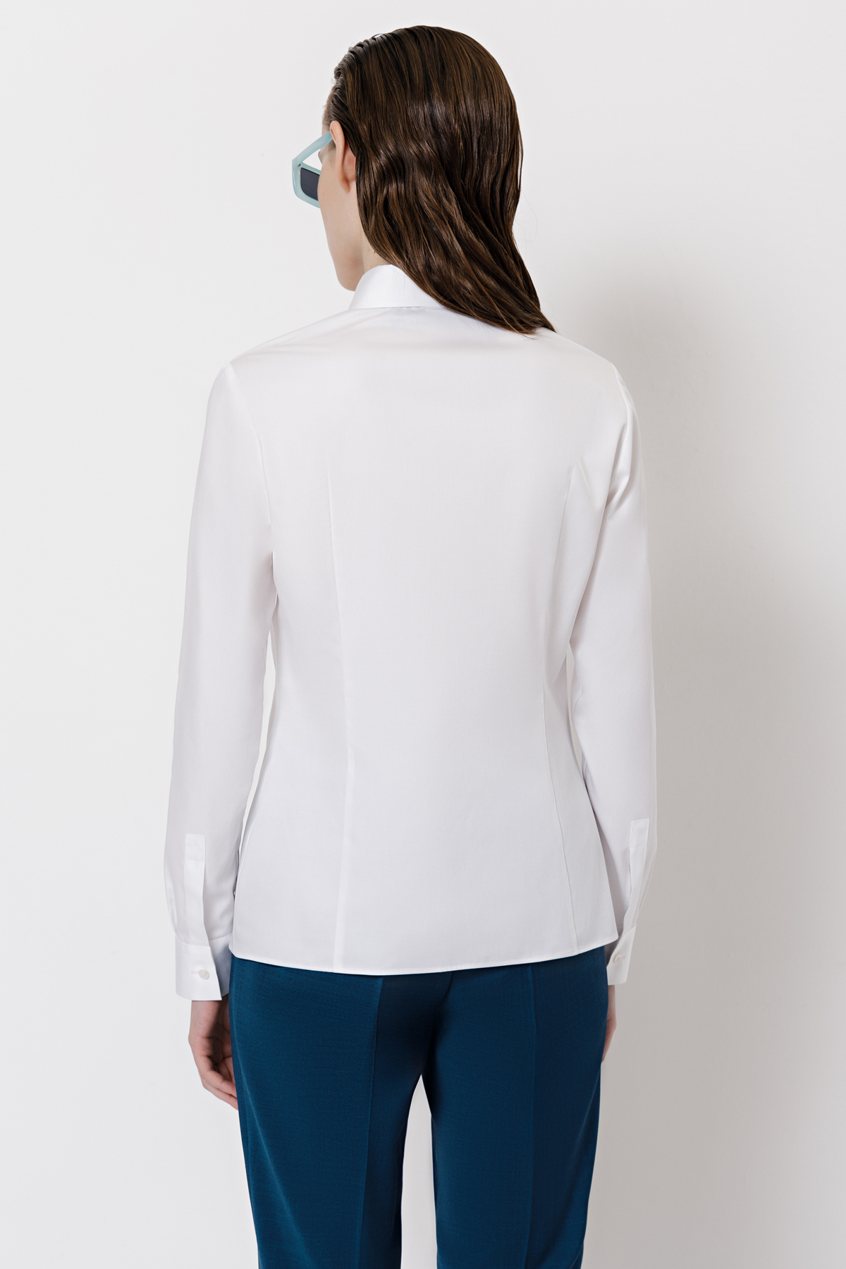 Рубашка из хлопка VASSA&Co, пол женский, цвет белый, фото №4