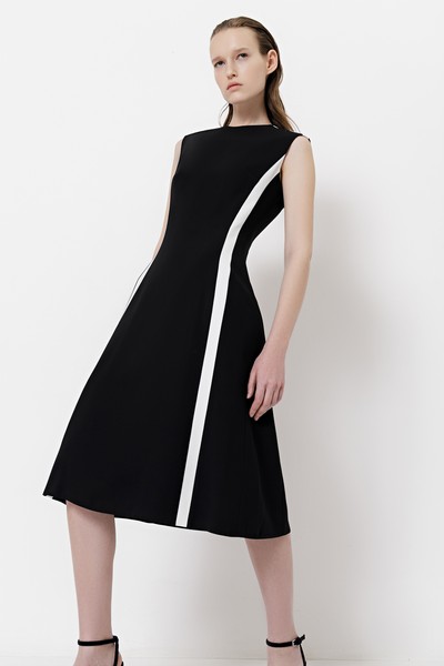 Платье с контрастными вставками VASSA&Co, пол женский, цвет черный, фото №3