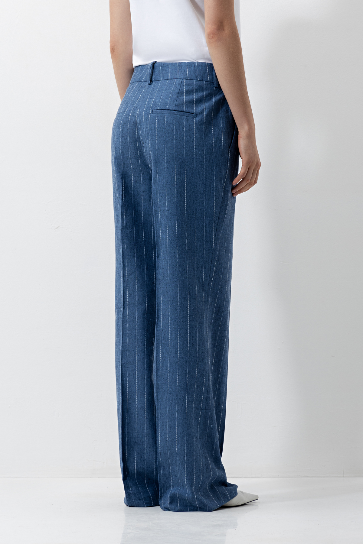 Trousers VASSA CODE, пол female, цвет синий, фото №4