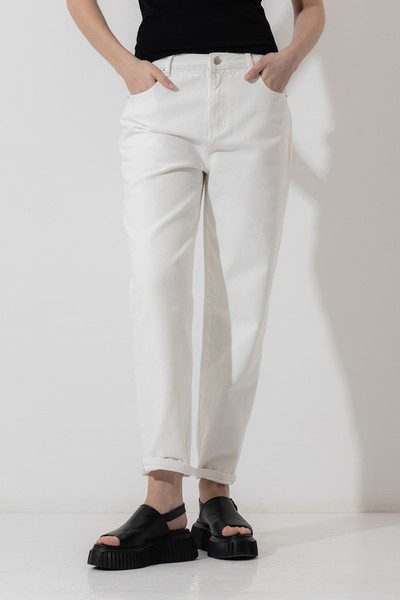 Джинсы Mom Fit , пол женский, цвет белый, фото №3