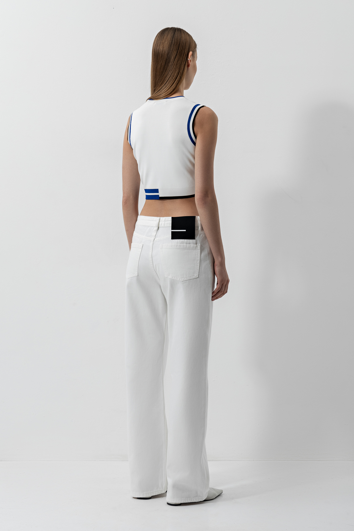 Топ с контрастными вставками VASSA CODE, пол женский, цвет белый, фото №5