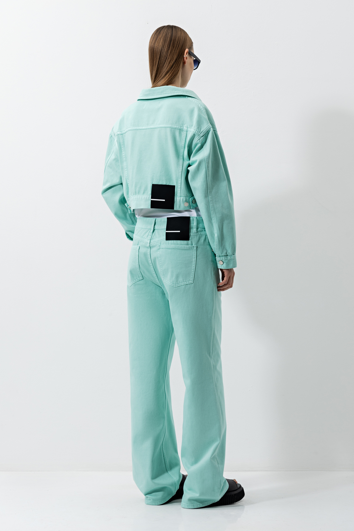 Укороченная джинсовая куртка VASSA CODE, пол женский, цвет зеленый, фото №5