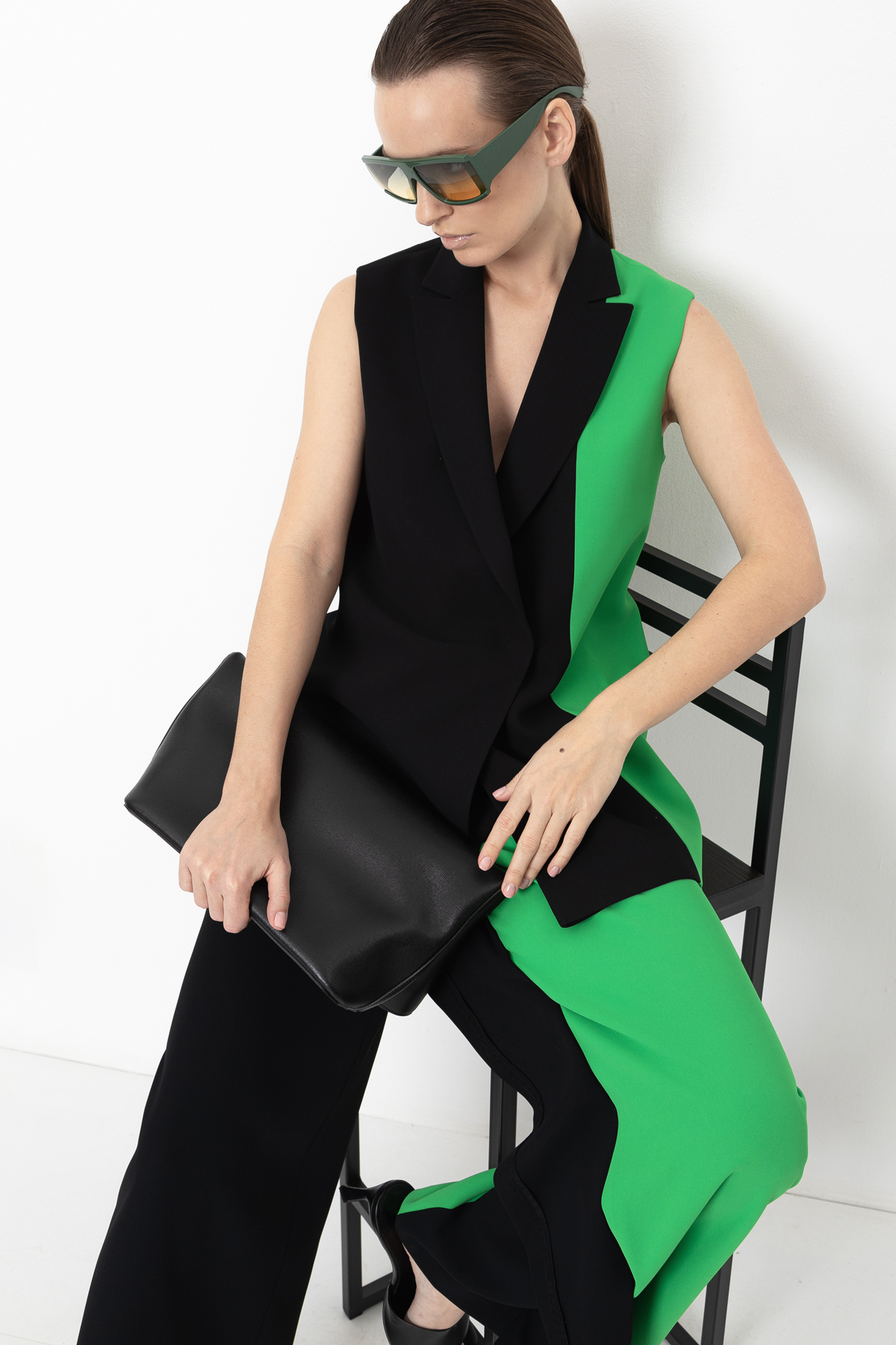 Брюки с контрастной вставкой VASSA&Co, пол женский, цвет черный, фото №2