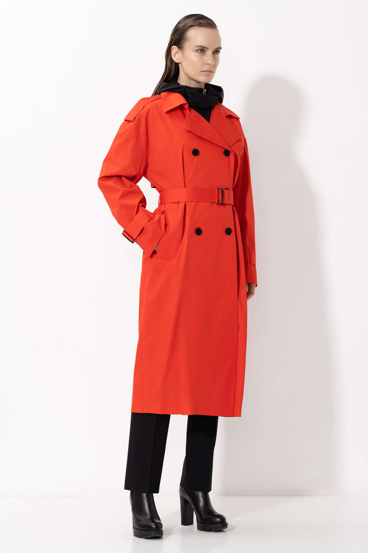 Тренч с капюшоном VASSA&Co, пол женский, цвет красный, фото №2