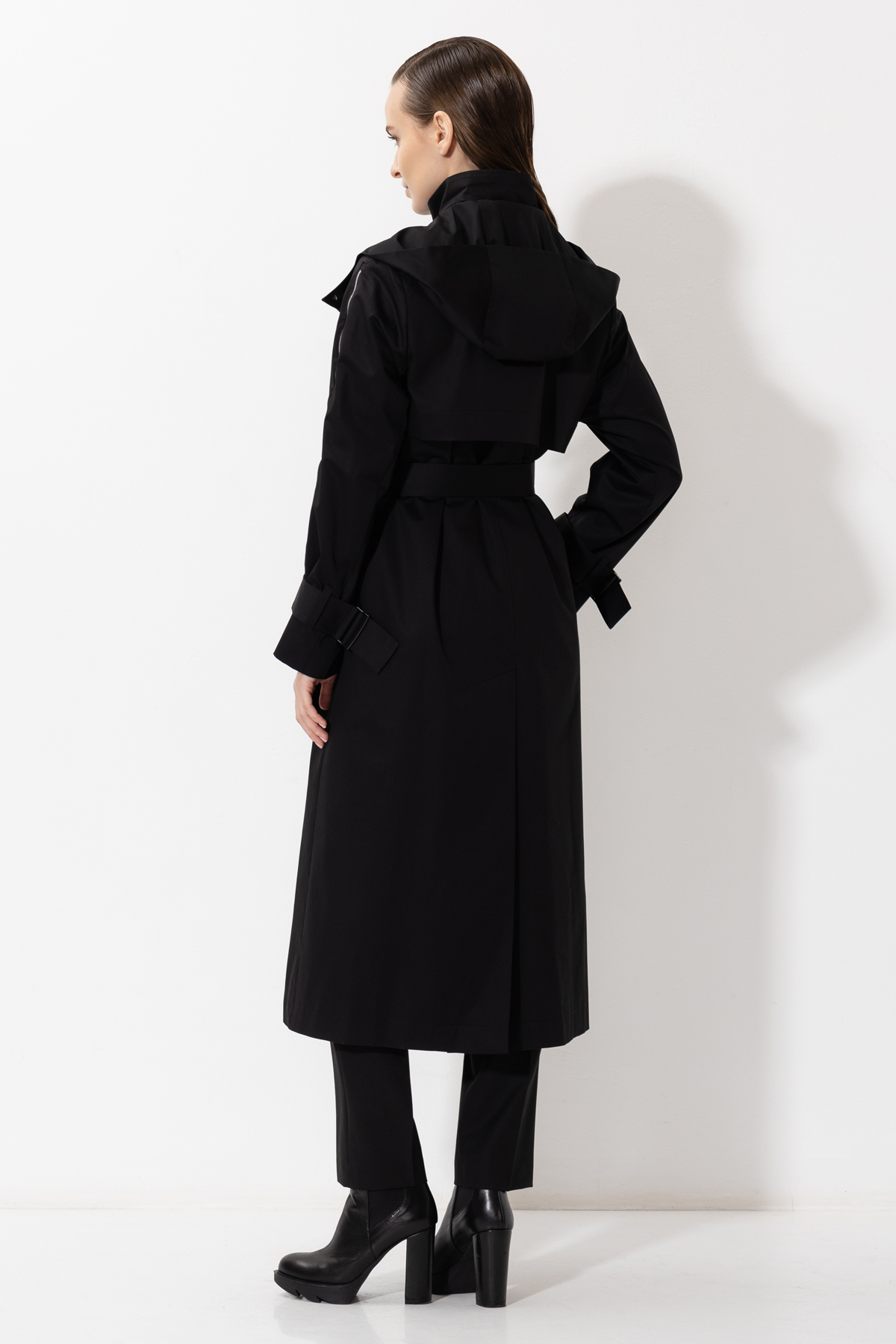 Дизайнерский плащ VASSA&Co, пол женский, цвет черный, фото №6