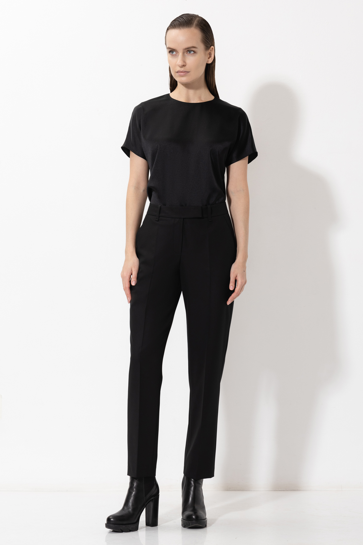 Брюки VASSA&Co, пол женский, цвет черный, фото №2