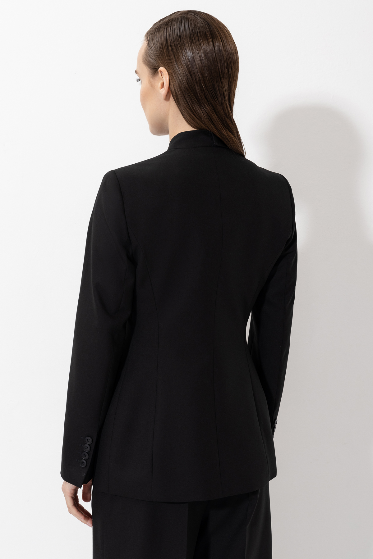 Жакет с контрастным лацканом VASSA&Co, пол женский, цвет черный, фото №3
