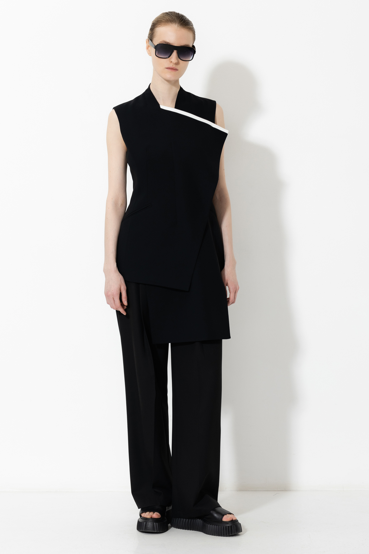 Жилет VASSA&Co, пол женский, цвет черный, фото №3