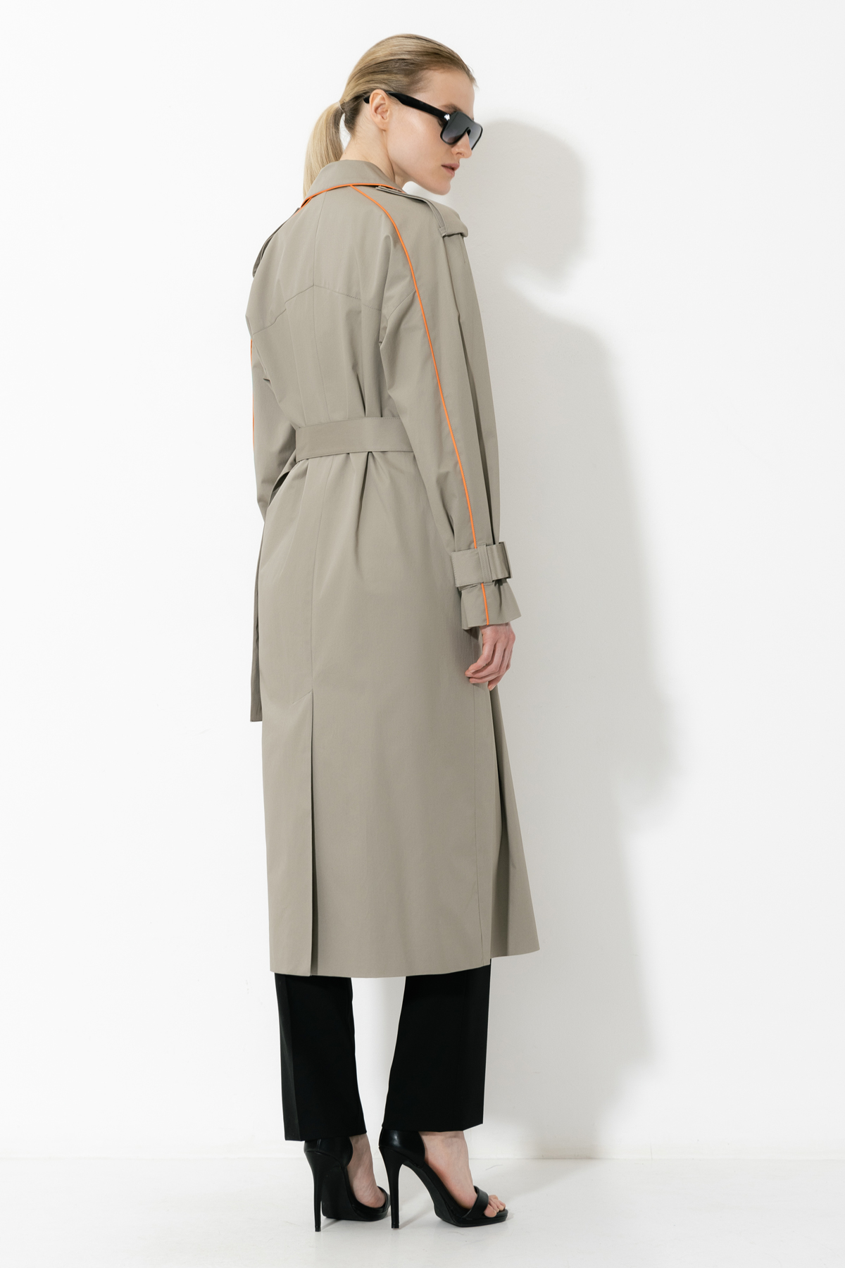 Тренч с контрастной отделкой VASSA&Co, пол женский, цвет зеленый, фото №2