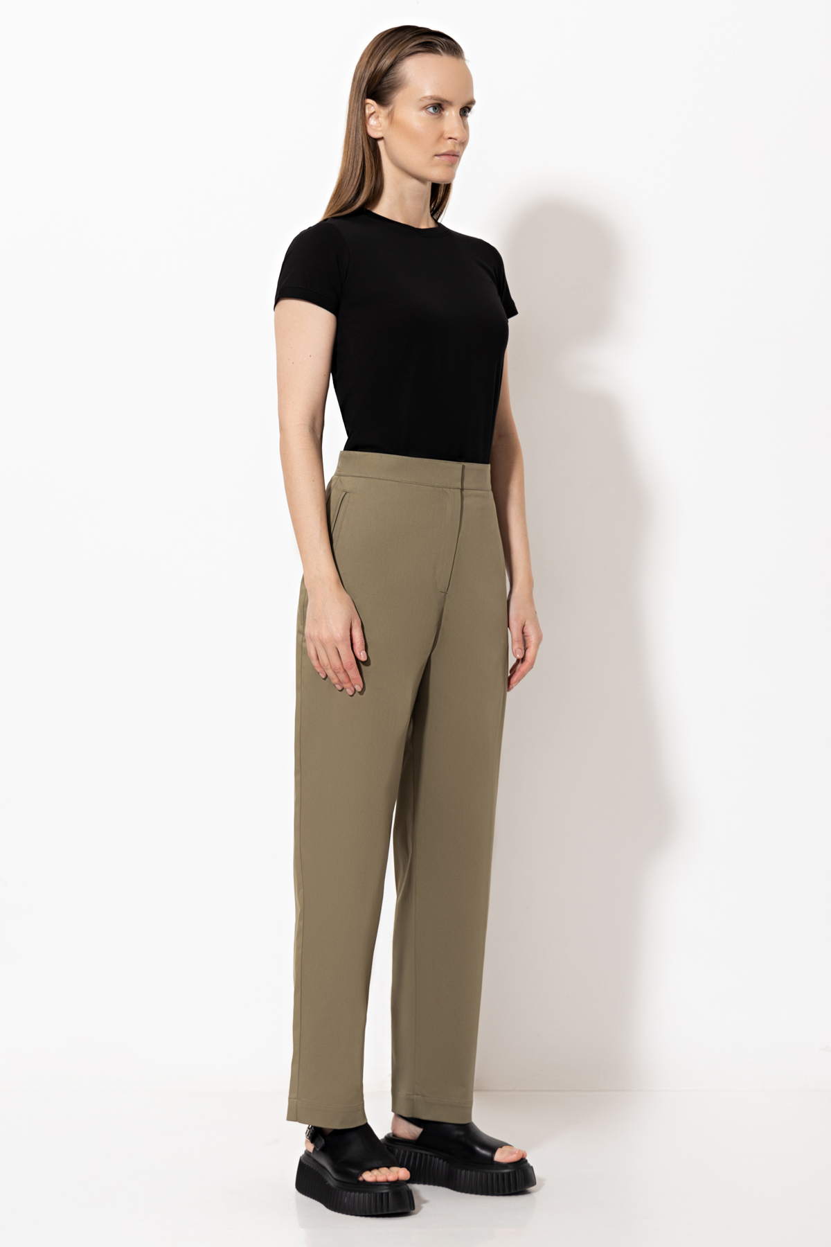 Trousers VASSA&Co, пол female, цвет green, фото №2