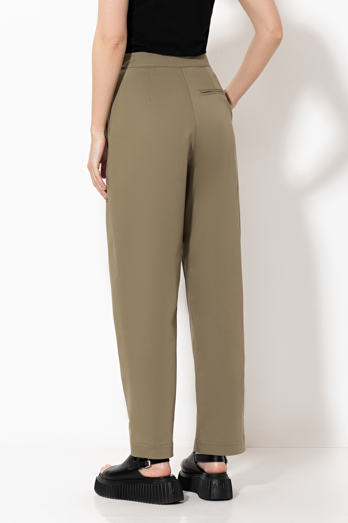 Trousers VASSA&Co, пол female, цвет green, фото №5