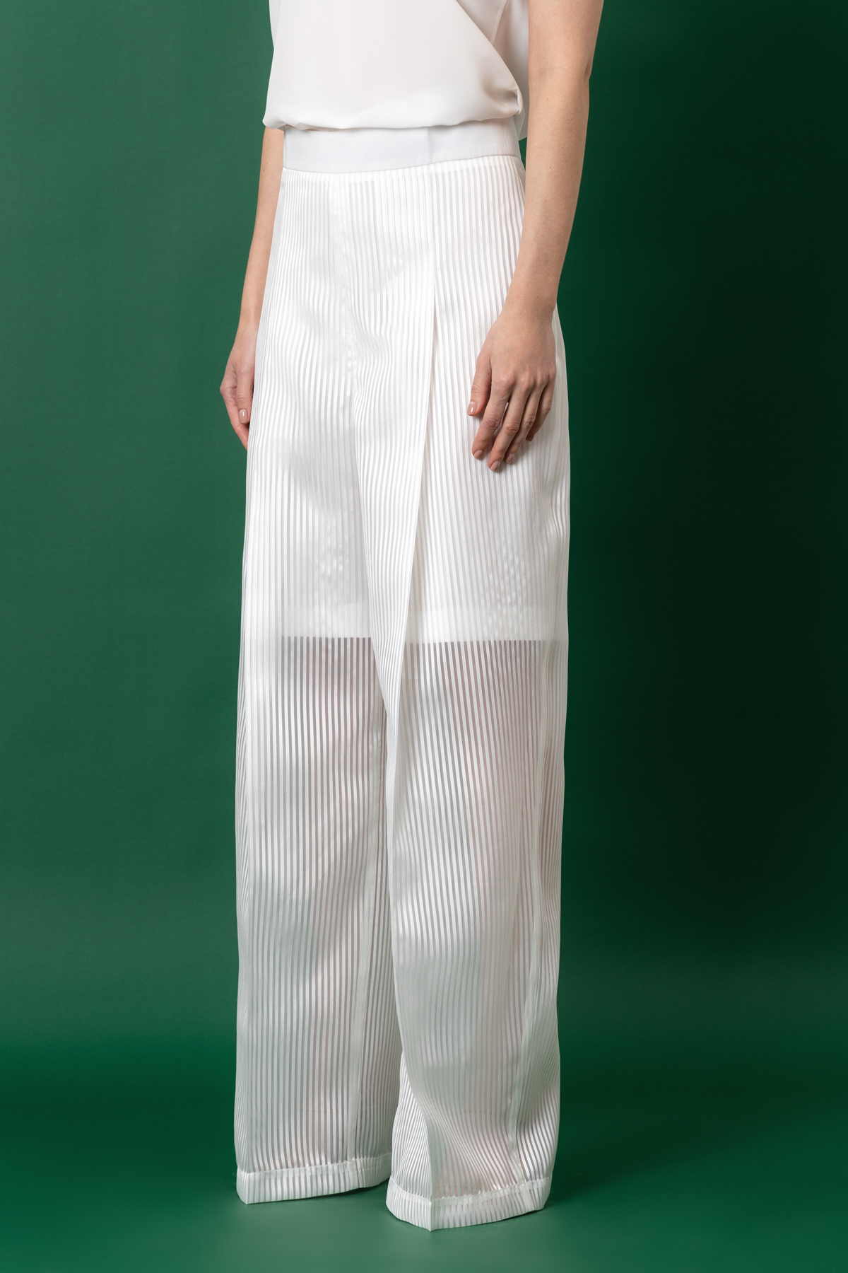 Trousers VASSA&Co, пол female, цвет white, фото №6