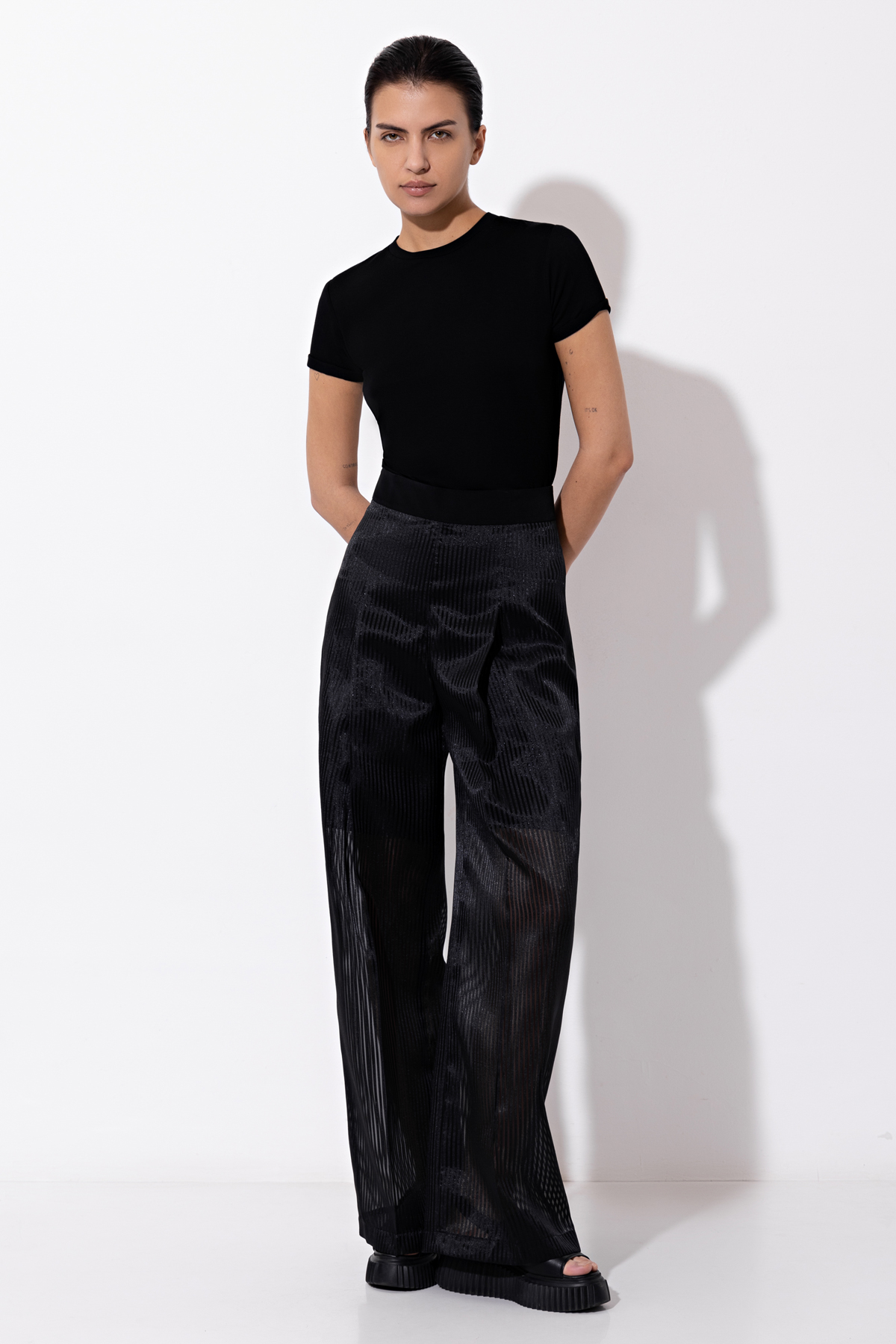 Брюки VASSA&Co, пол женский, цвет черный, фото №2