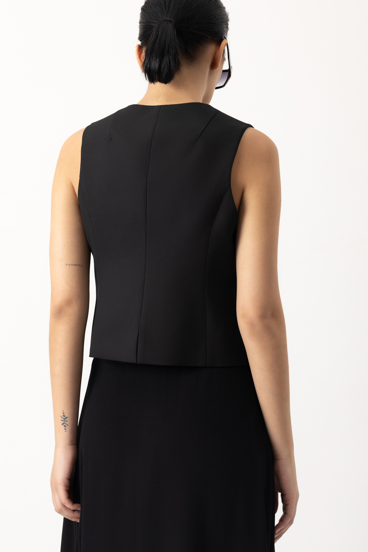 Жилет VASSA&Co, пол женский, цвет черный, фото №2