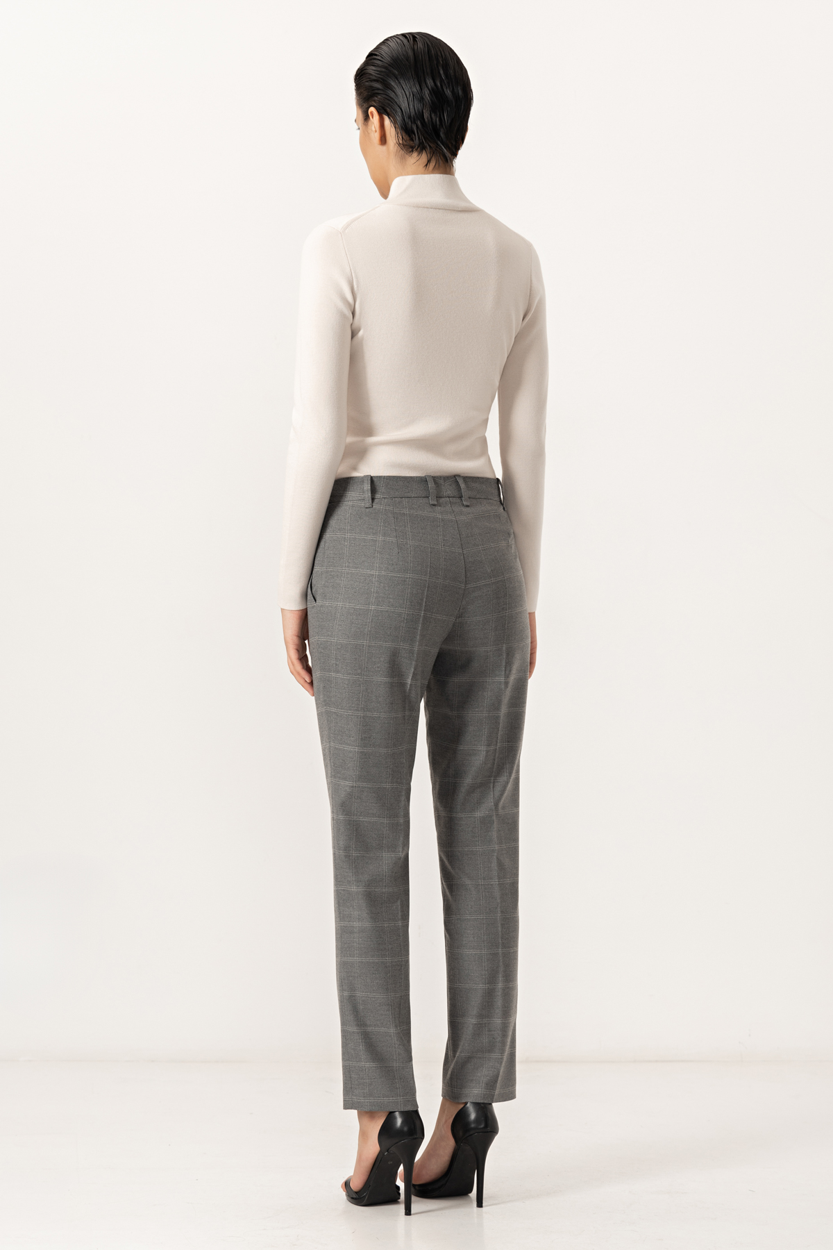 Брюки VASSA&Co, пол женский, цвет серый, фото №4