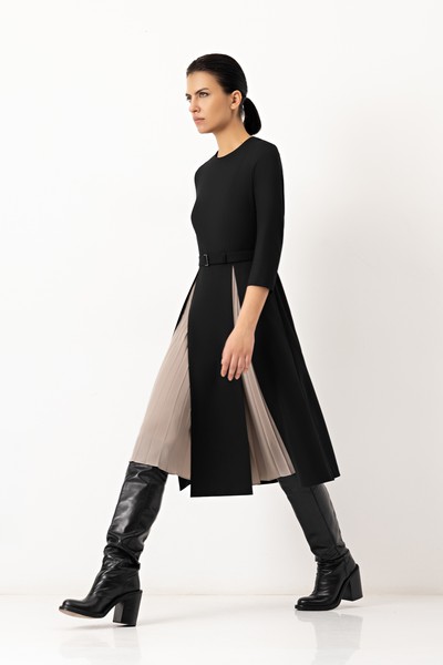 Платье с гофрированными деталями VASSA&Co, пол женский, цвет черный, фото №2