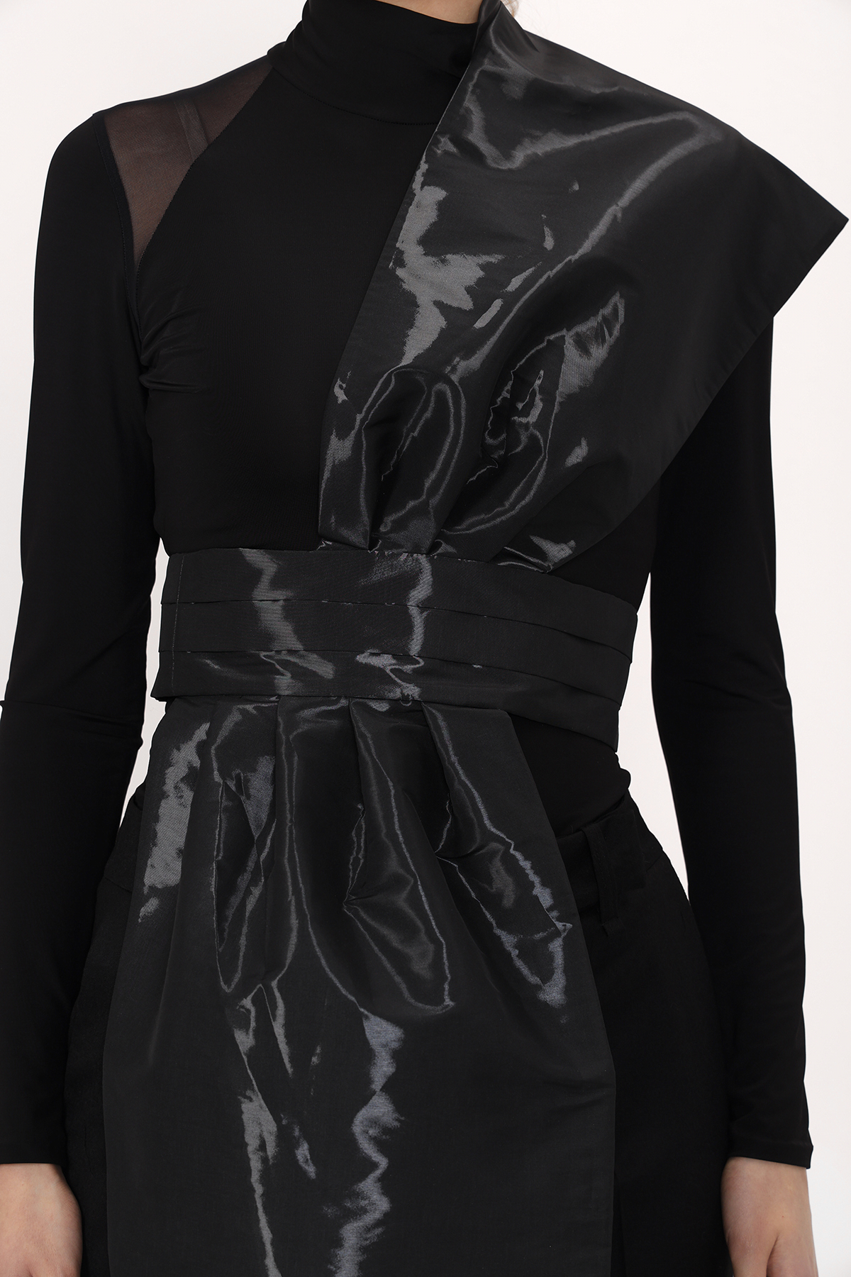 Асимметричный жилет на одно плечо VASSA&Co, пол женский, цвет черный, фото №4