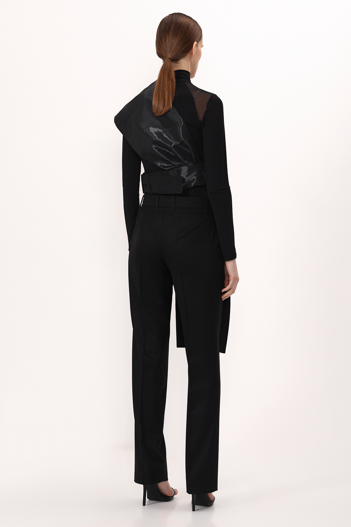 Асимметричный жилет на одно плечо VASSA&Co, пол женский, цвет черный, фото №5