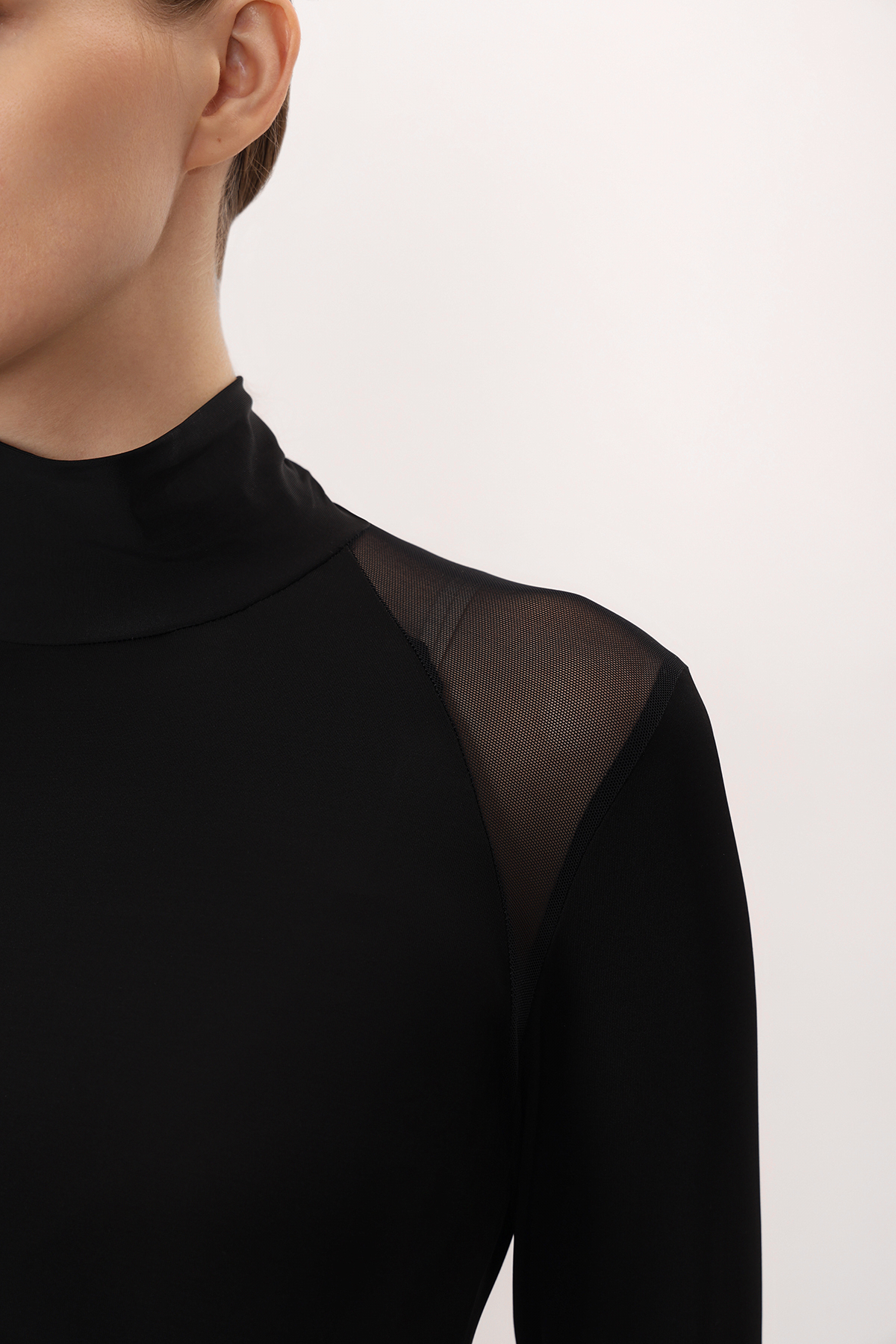 Водолазка с элементами из сетки VASSA&Co, пол женский, цвет черный, фото №6