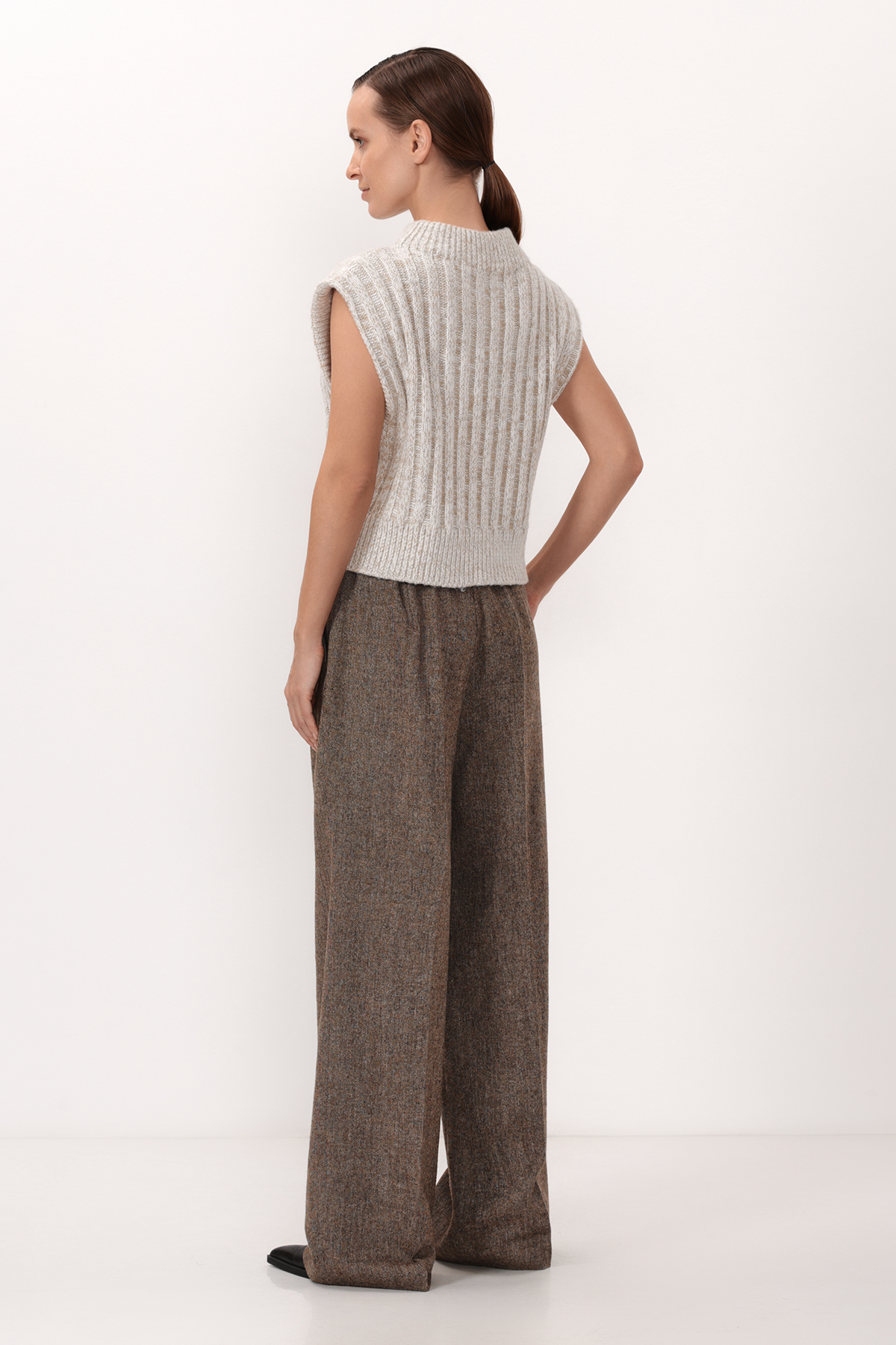 Жилет VASSA CODE, пол женский, цвет коричневый, фото №4