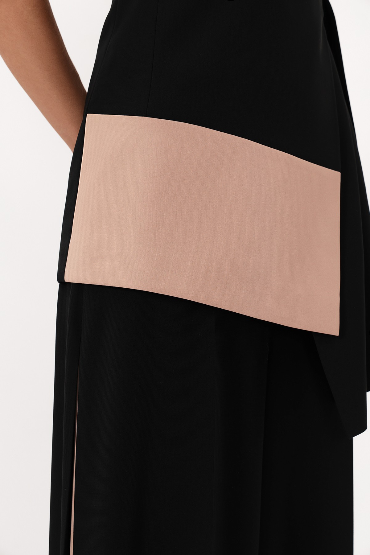 Асимметричный жилет VASSA&Co, пол женский, цвет черный, фото №4