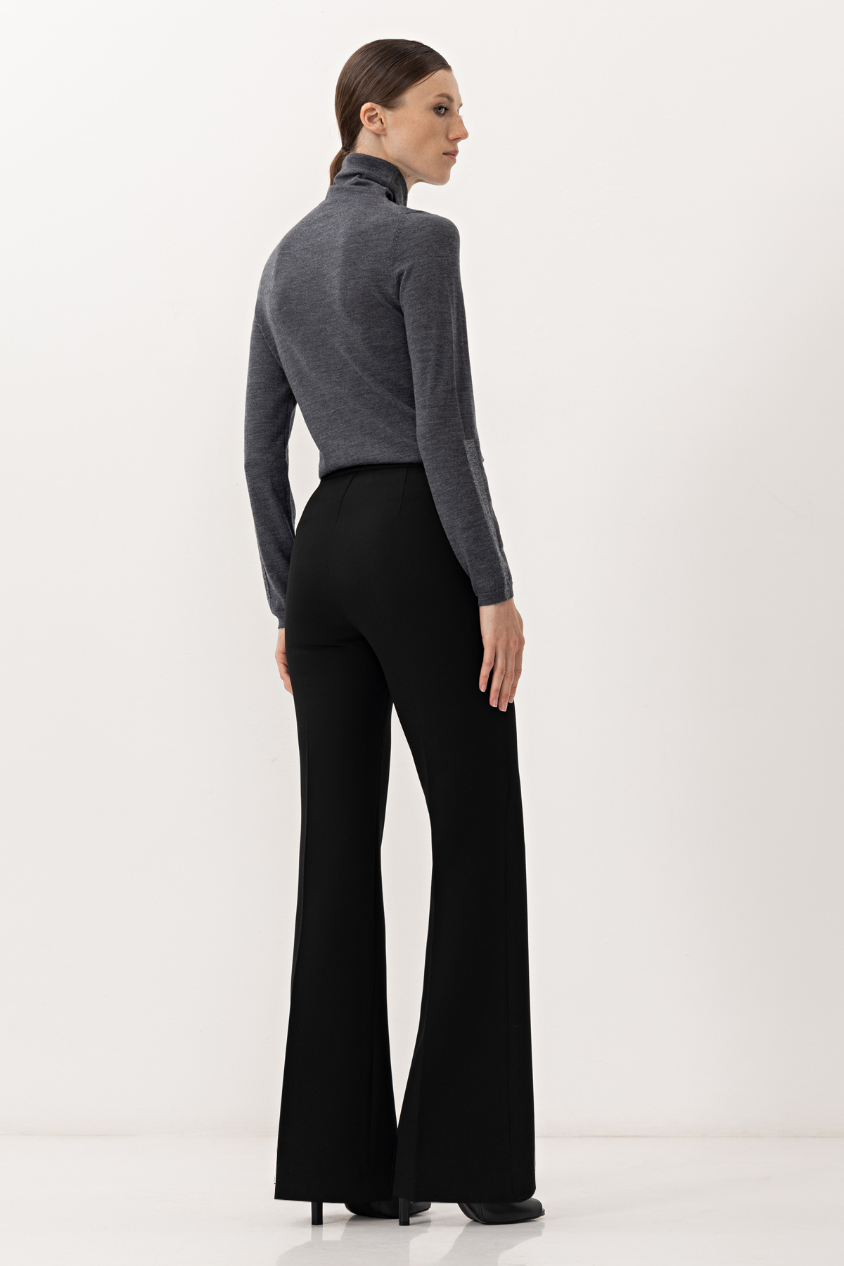 Брюки VASSA&Co, пол женский, цвет черный, фото №4