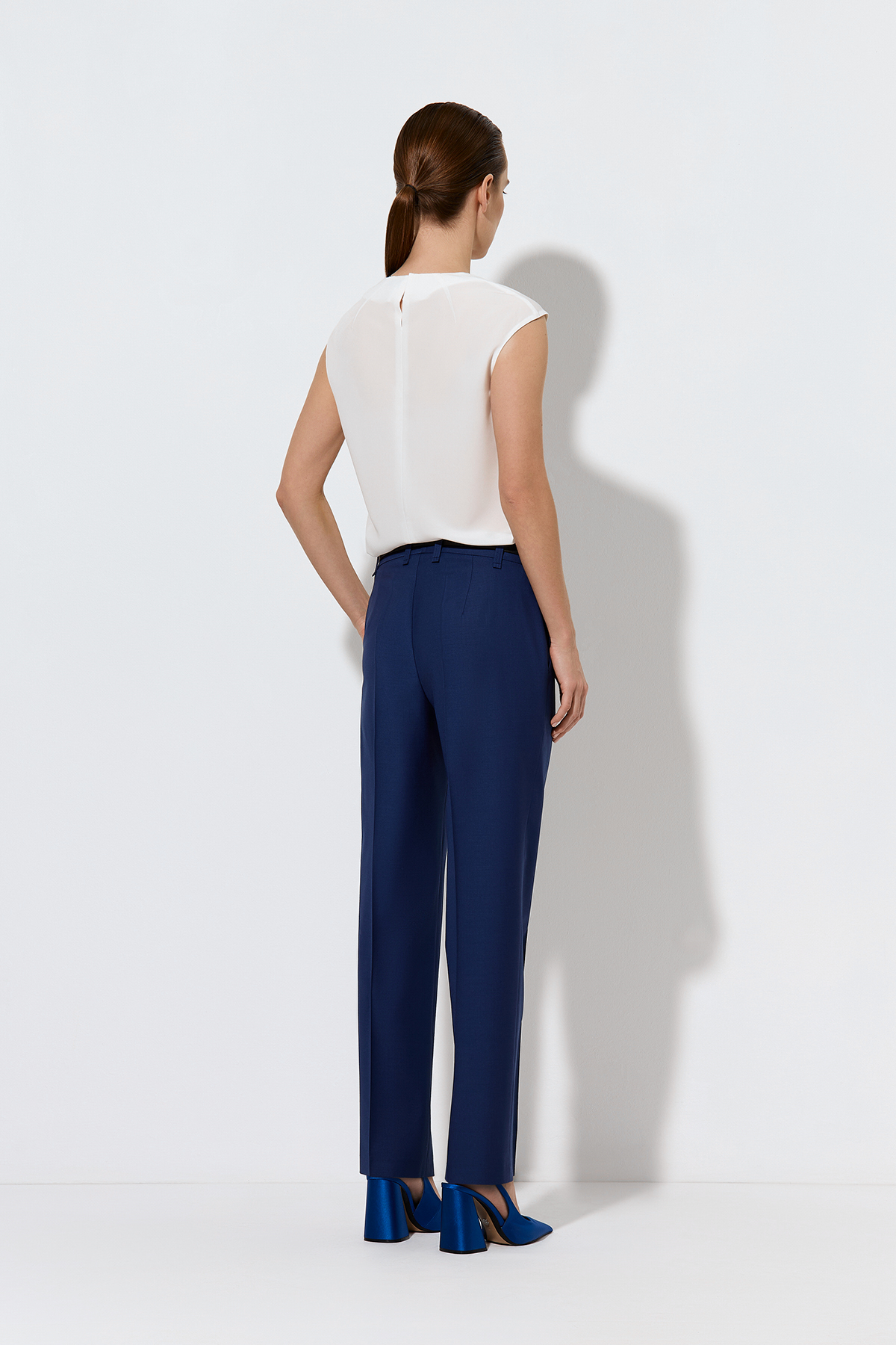 Брюки VASSA&Co, пол женский, цвет синий, фото №4