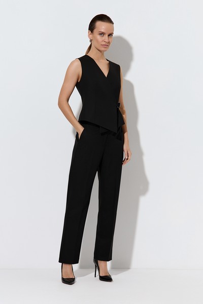 Жилет с асимметричным запахом VASSA&Co, пол женский, цвет черный, фото №2