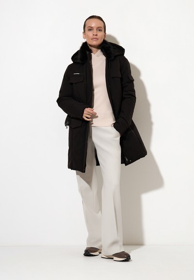 Утепленное пальто VASSA CODE, пол женский, цвет черный, фото №2