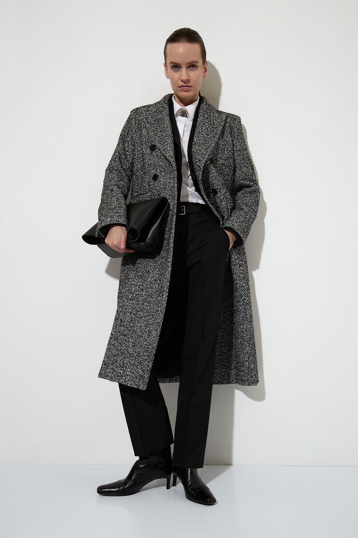 Пальто VASSA&Co, пол женский, цвет черный, фото №4