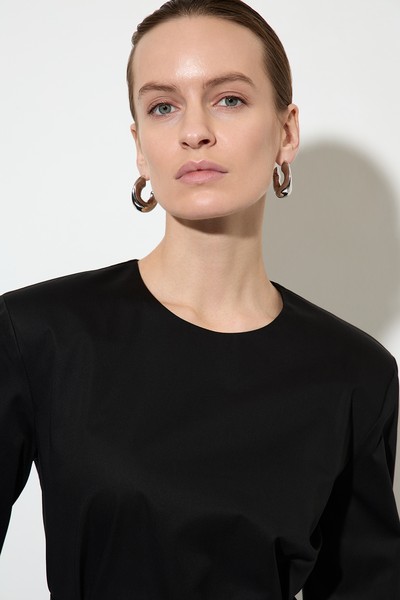 Блузка с поясом VASSA&Co, пол женский, цвет черный, фото №2