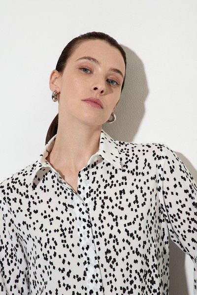 Блузка свободного силуэта VASSA&Co, пол женский, цвет белый, фото №4